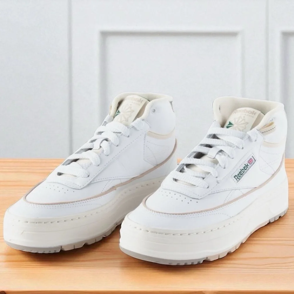 Reebok NWT Club C Geo Mid Platform Lace Up Leather Sneaker‎ Shoes Size 8.5